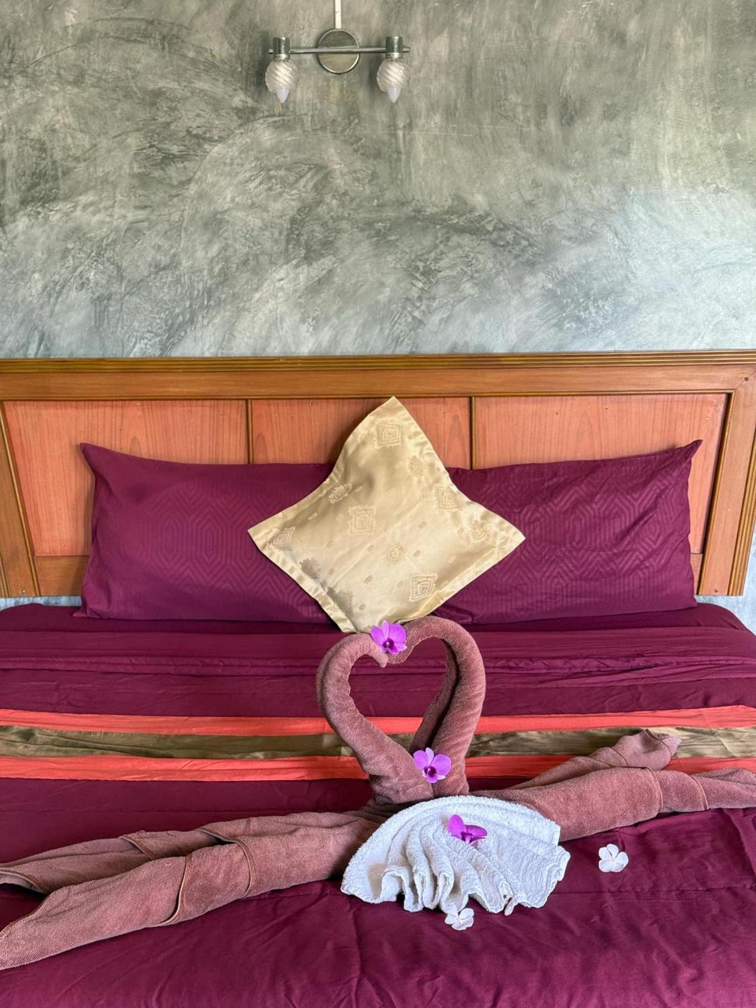 Lanta Natural Hut Garden Ko Lanta 外观 照片